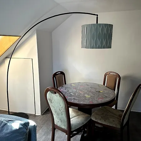 T Und T Gbr Apartment